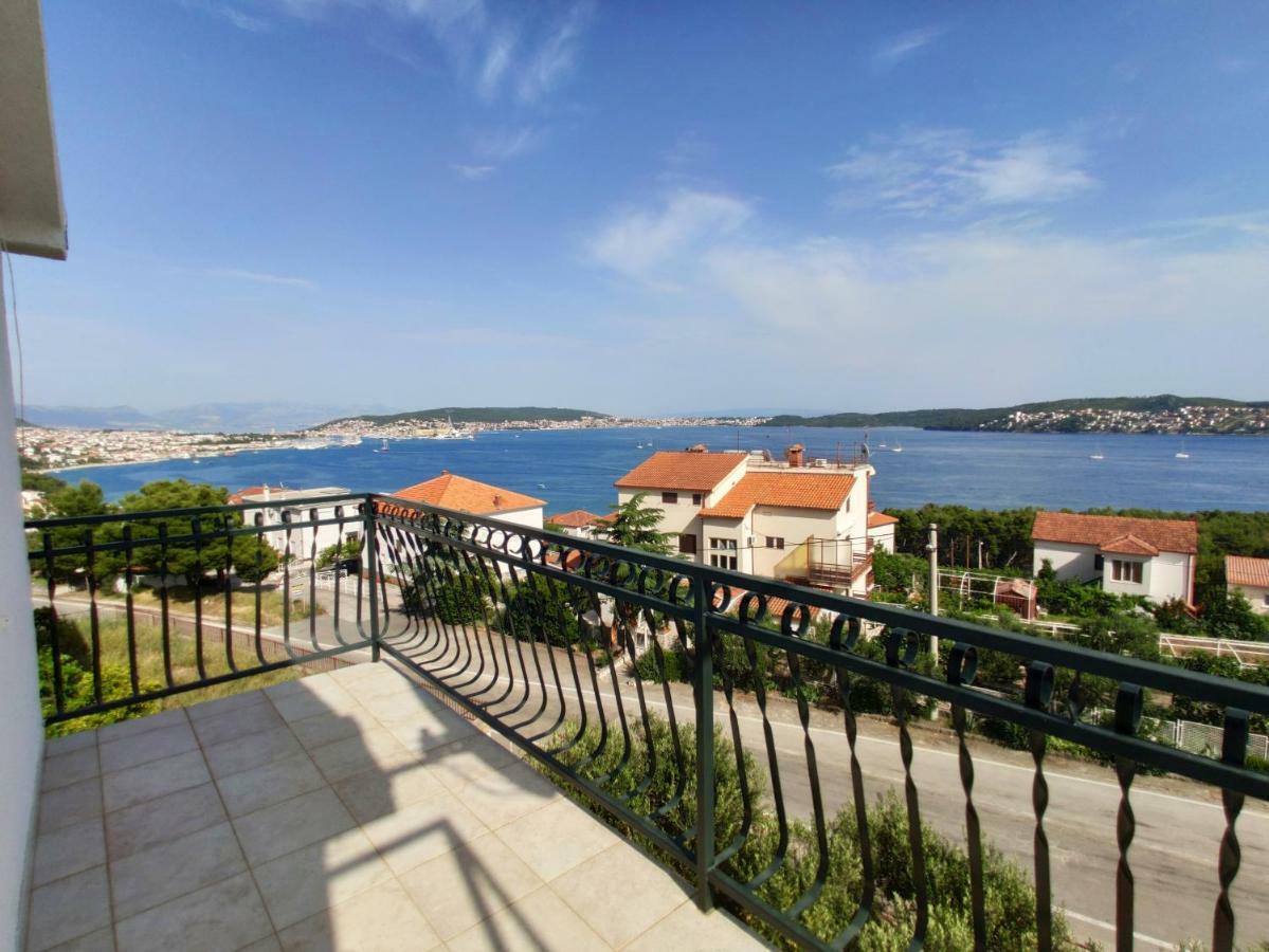 Eva Apartment 1 Trogir Exterior photo