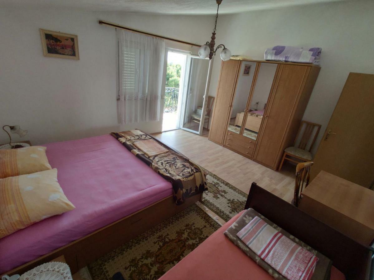 Eva Apartment 1 Trogir Exterior photo